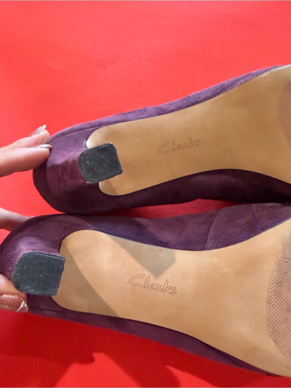 Clarks Purple Suede Rounded Toe - Picture 2 of 5